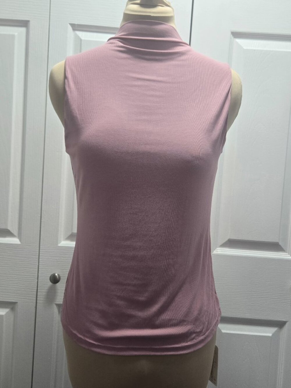 NWT OGL Mockneck Rose Mauve Sleeveless Bra Tank Top Large
